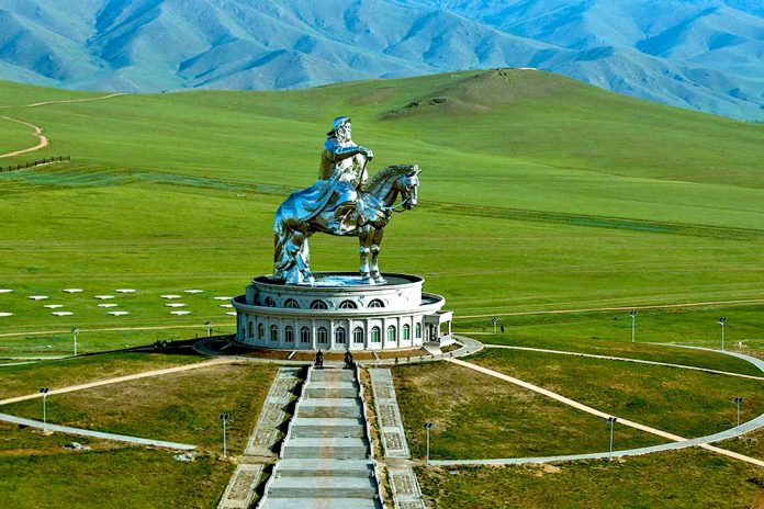 40_chingis01
